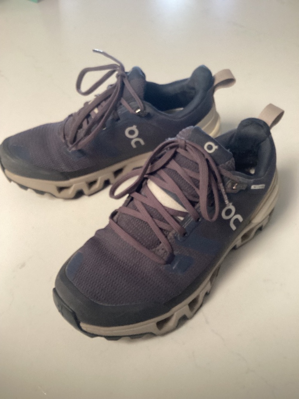 On Cloudwander Waterproof Navy & Black Athletic Shoes 5 Hiking Walking Outdoor